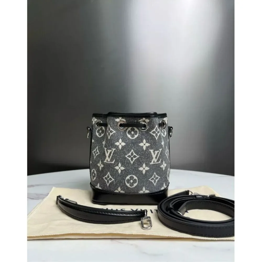 Louis Vuitton Women Pre-Loved Bag Very Good Condition